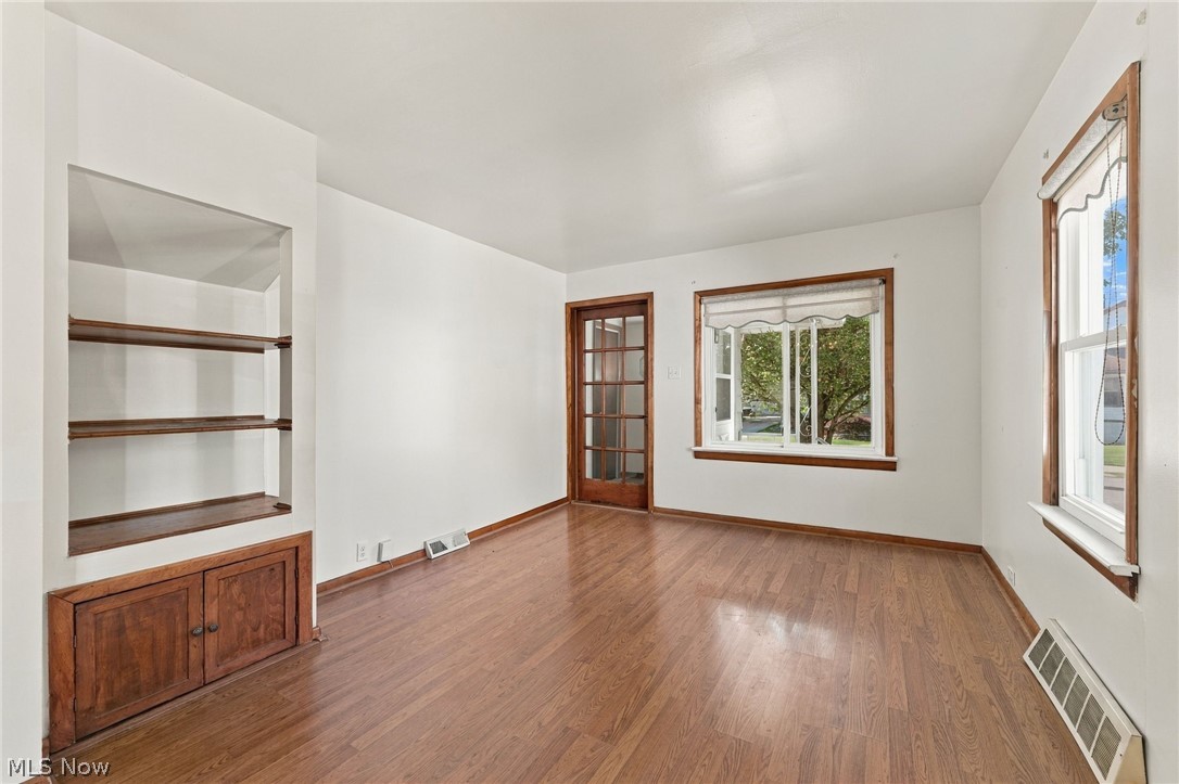1531 Woodhurst Avenue Mayfield Heights OH 44124