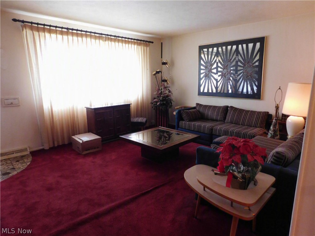 616 Judie Drive Cleveland OH 44109