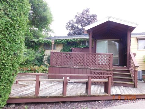616 Judie Drive Cleveland OH 44109