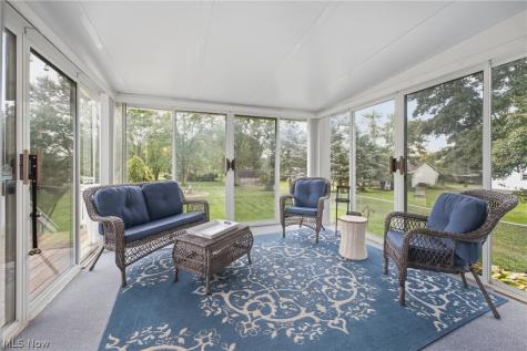 6295 Plum Street NE Louisville OH 44641