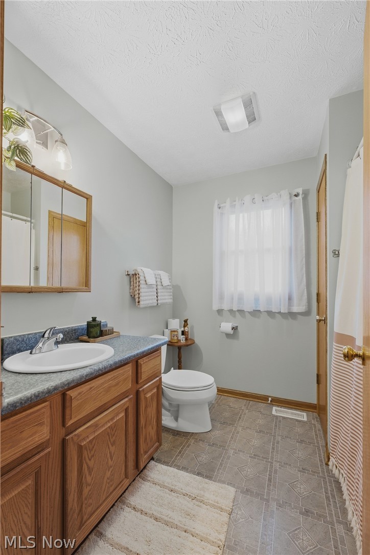 6295 Plum Street NE Louisville OH 44641