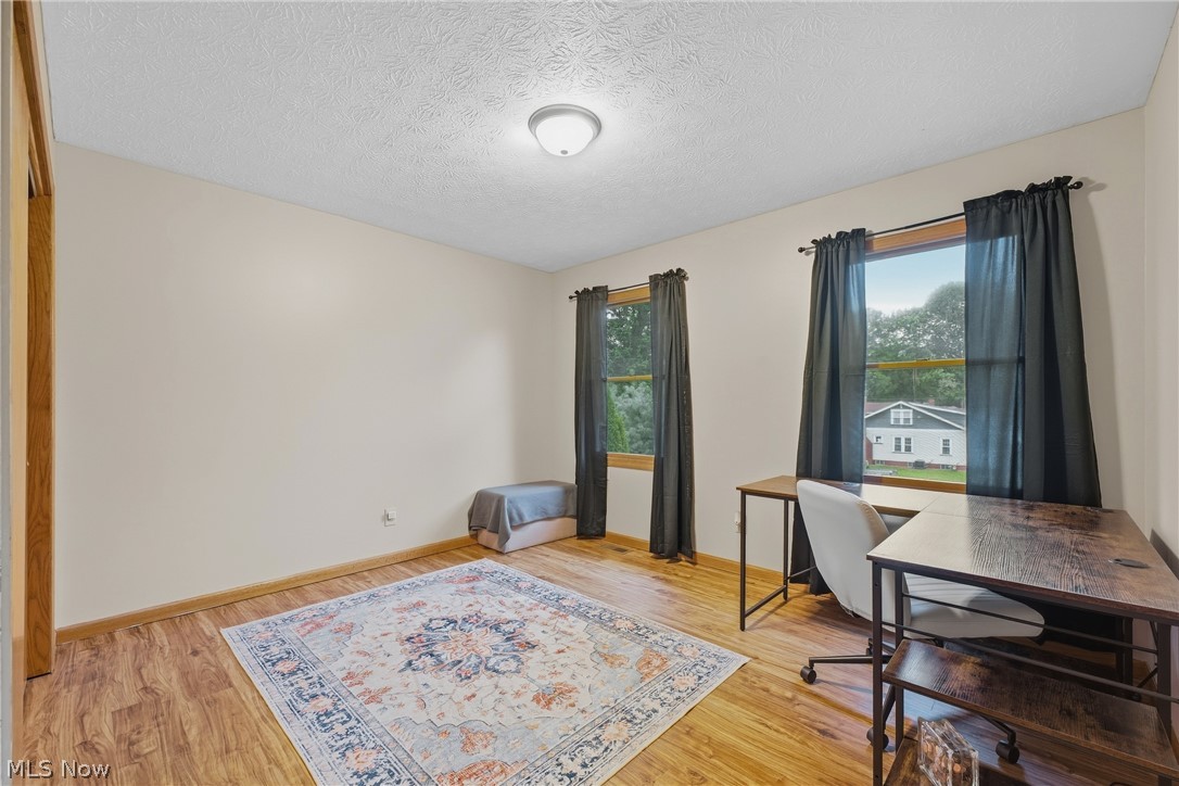 6295 Plum Street NE Louisville OH 44641