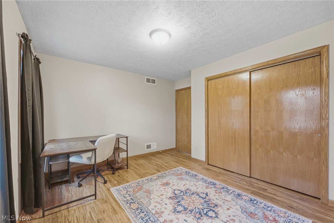 6295 Plum Street NE Louisville OH 44641