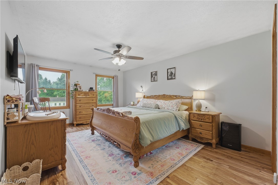 6295 Plum Street NE Louisville OH 44641