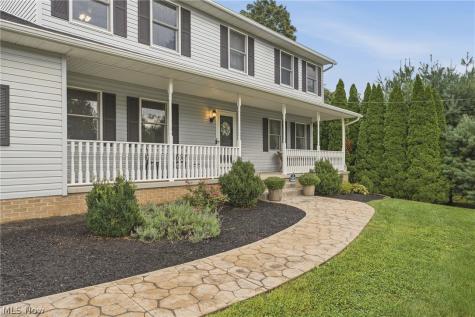 6295 Plum Street NE Louisville OH 44641