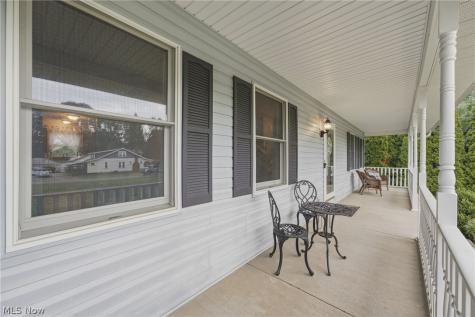 6295 Plum Street NE Louisville OH 44641