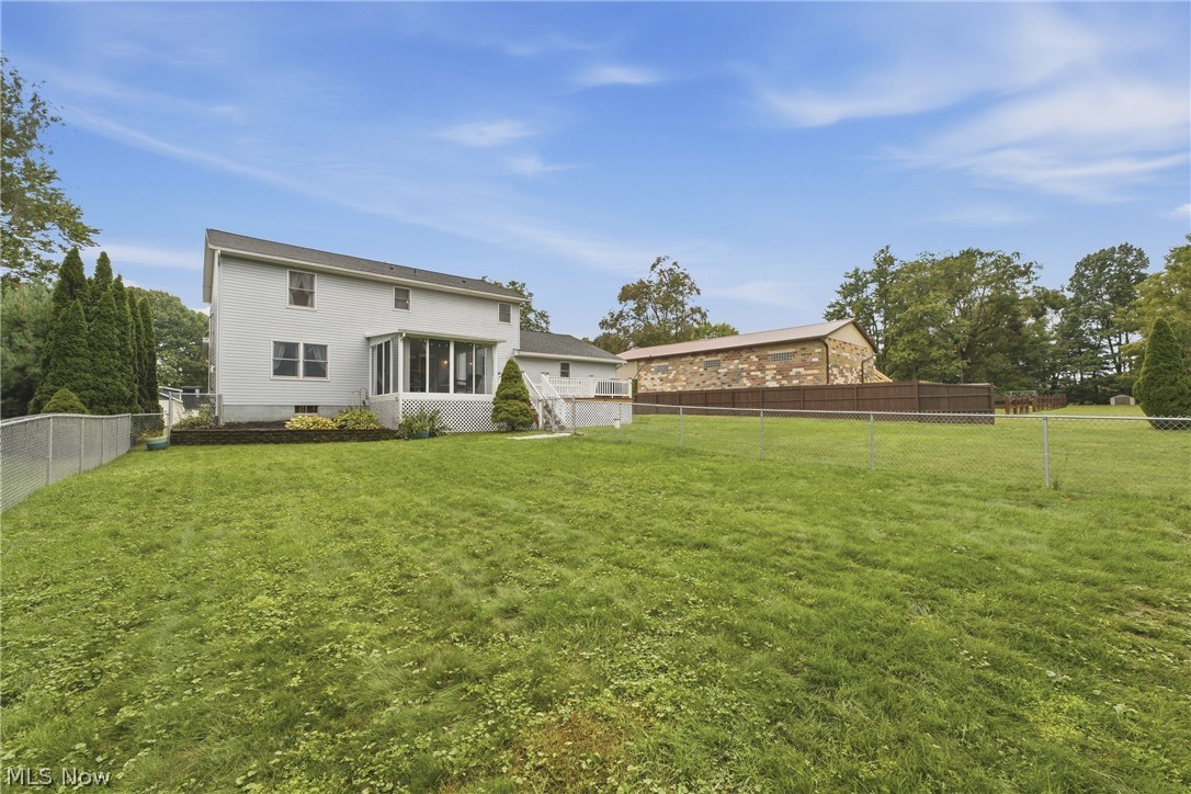 6295 Plum Street NE Louisville OH 44641