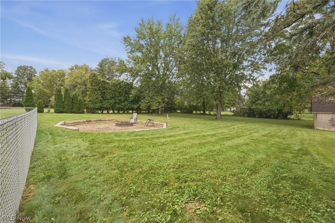 6295 Plum Street NE Louisville OH 44641