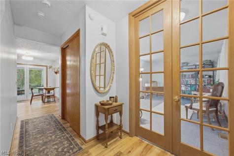 6295 Plum Street NE Louisville OH 44641