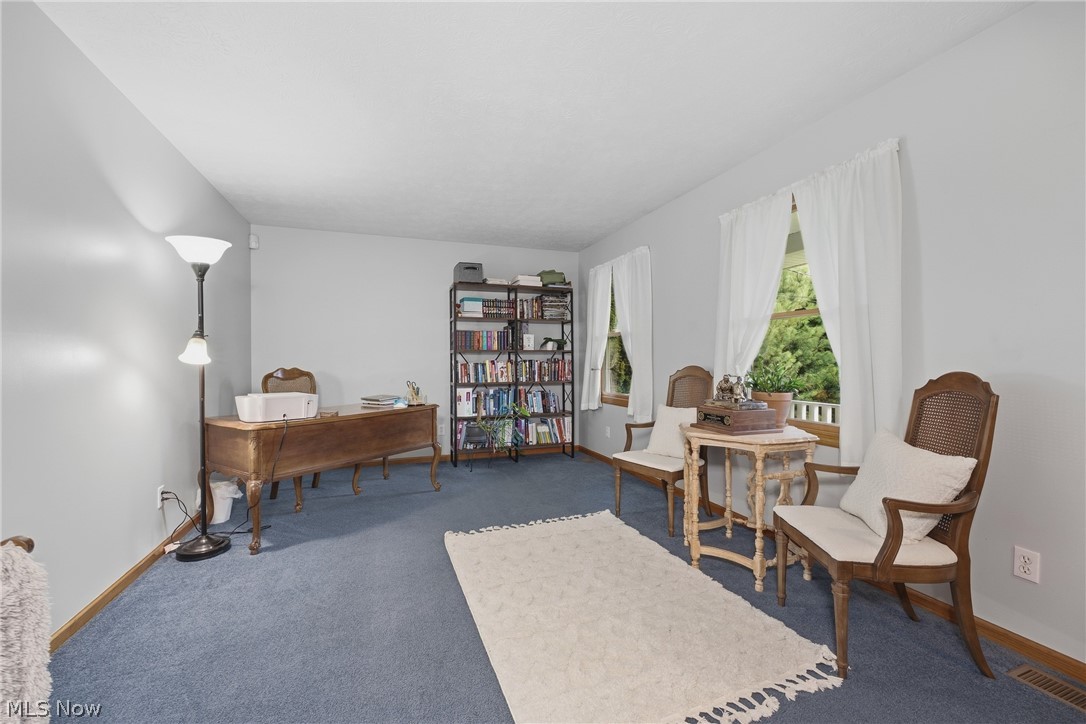 6295 Plum Street NE Louisville OH 44641