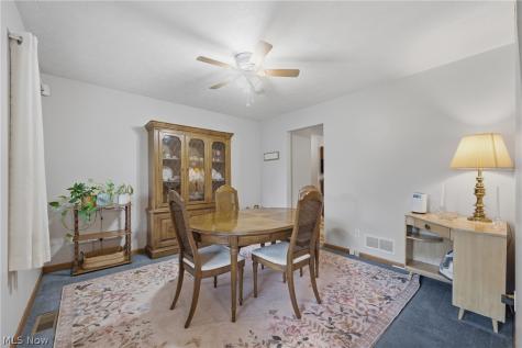 6295 Plum Street NE Louisville OH 44641