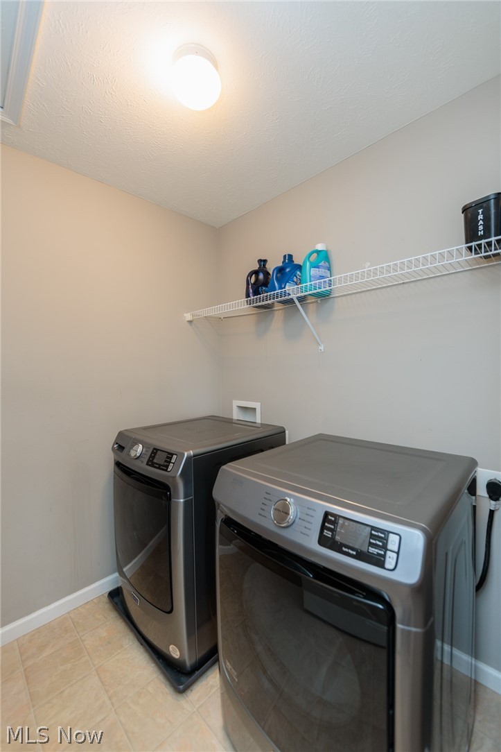 1422 Mclean Avenue Streetsboro OH 44241
