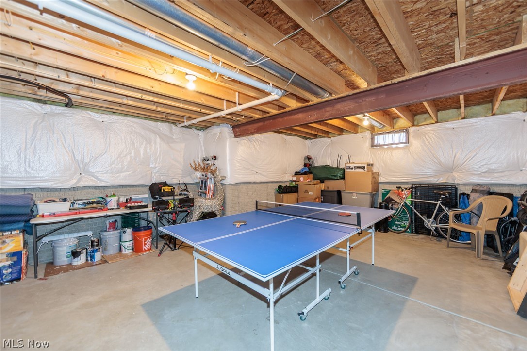 1422 Mclean Avenue Streetsboro OH 44241