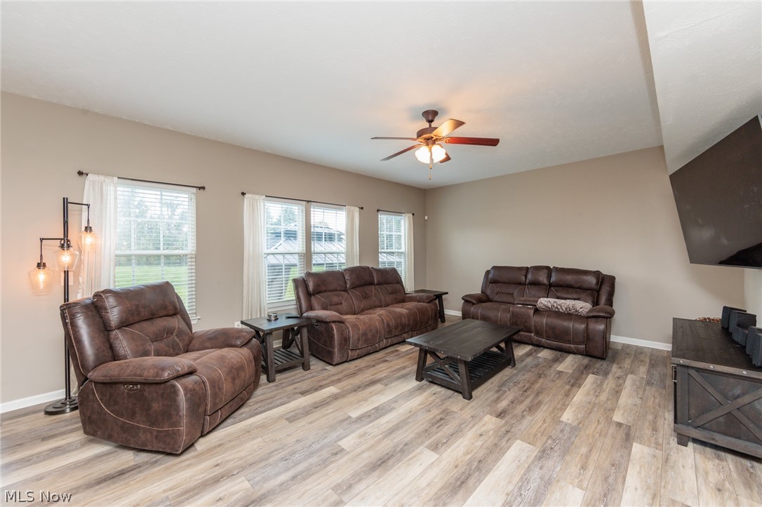 1422 Mclean Avenue Streetsboro OH 44241