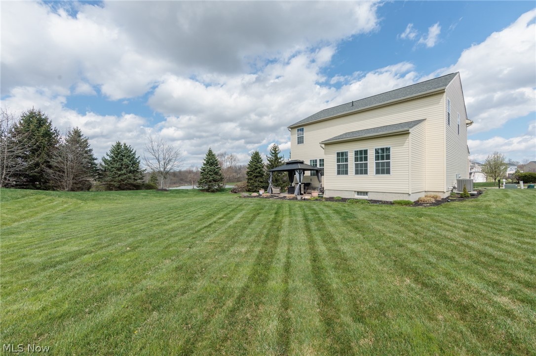 1422 Mclean Avenue Streetsboro OH 44241