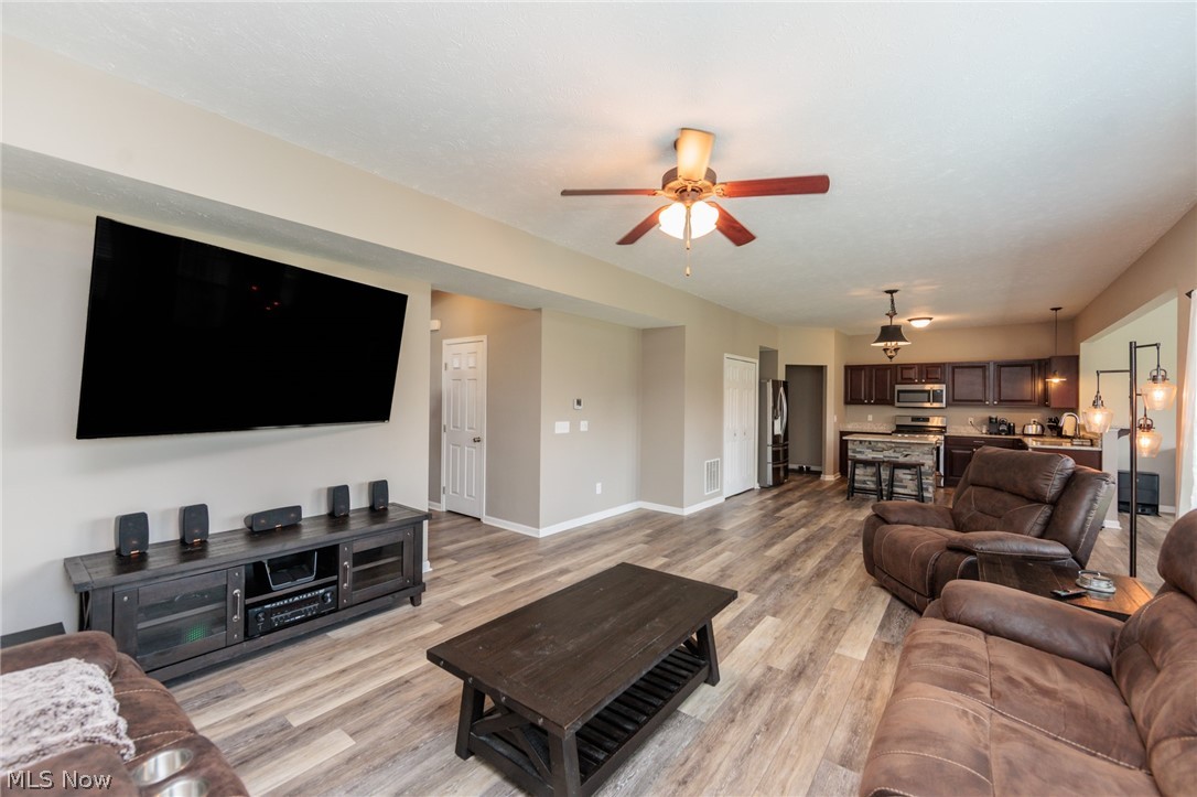 1422 Mclean Avenue Streetsboro OH 44241