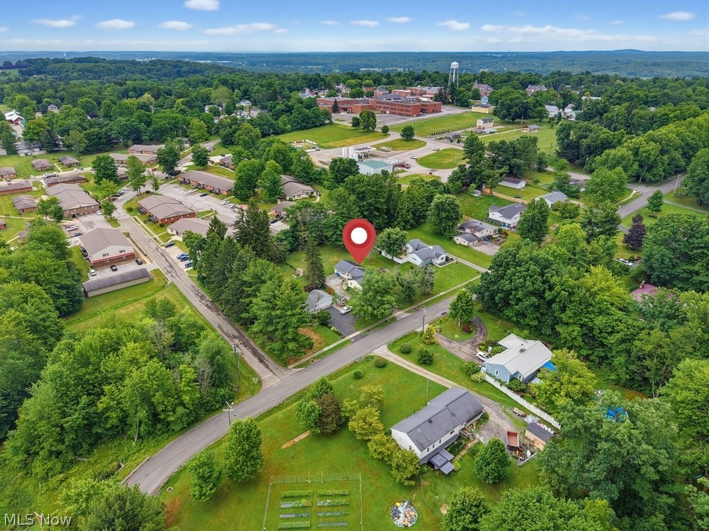 14421 Garden Street Burton OH 44021