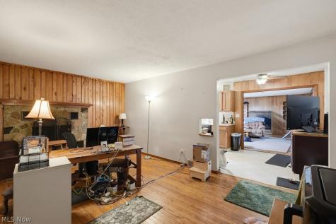 14421 Garden Street Burton OH 44021