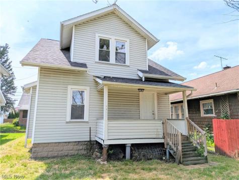 864 10th Street NE Massillon OH 44646