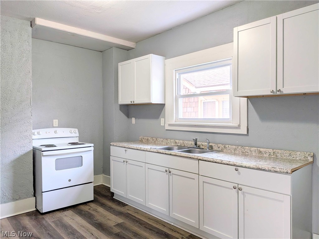 864 10th Street NE Massillon OH 44646