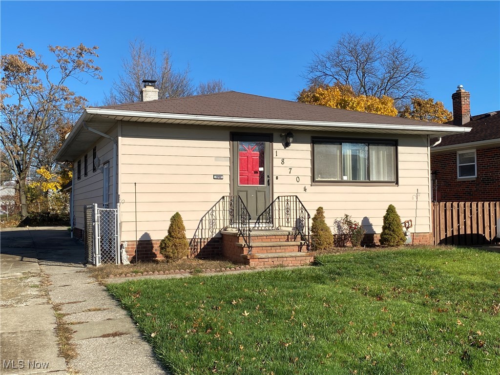 18704 Flamingo Avenue Cleveland OH 44135