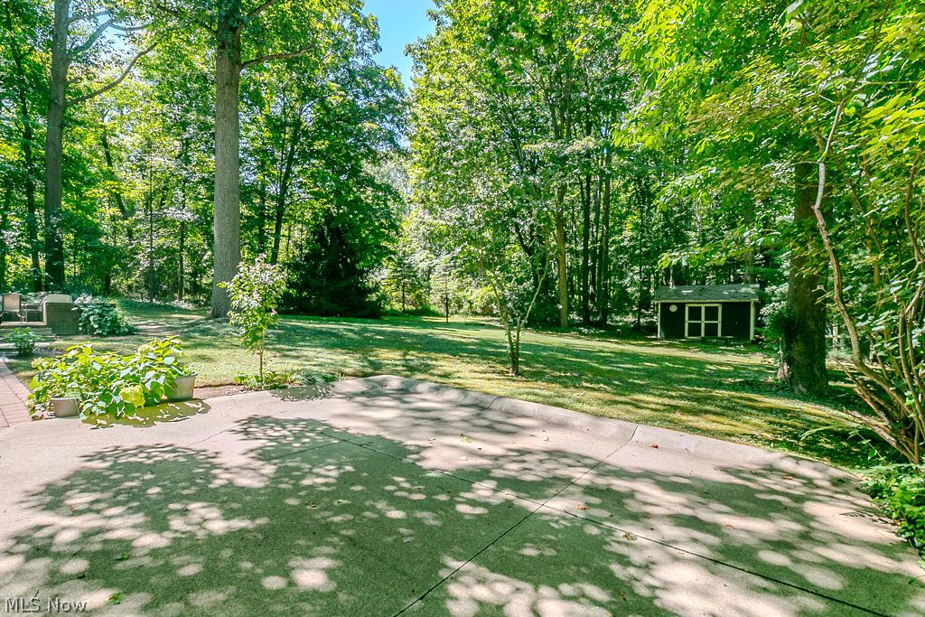 2306 River Road Willoughby Hills OH 44094
