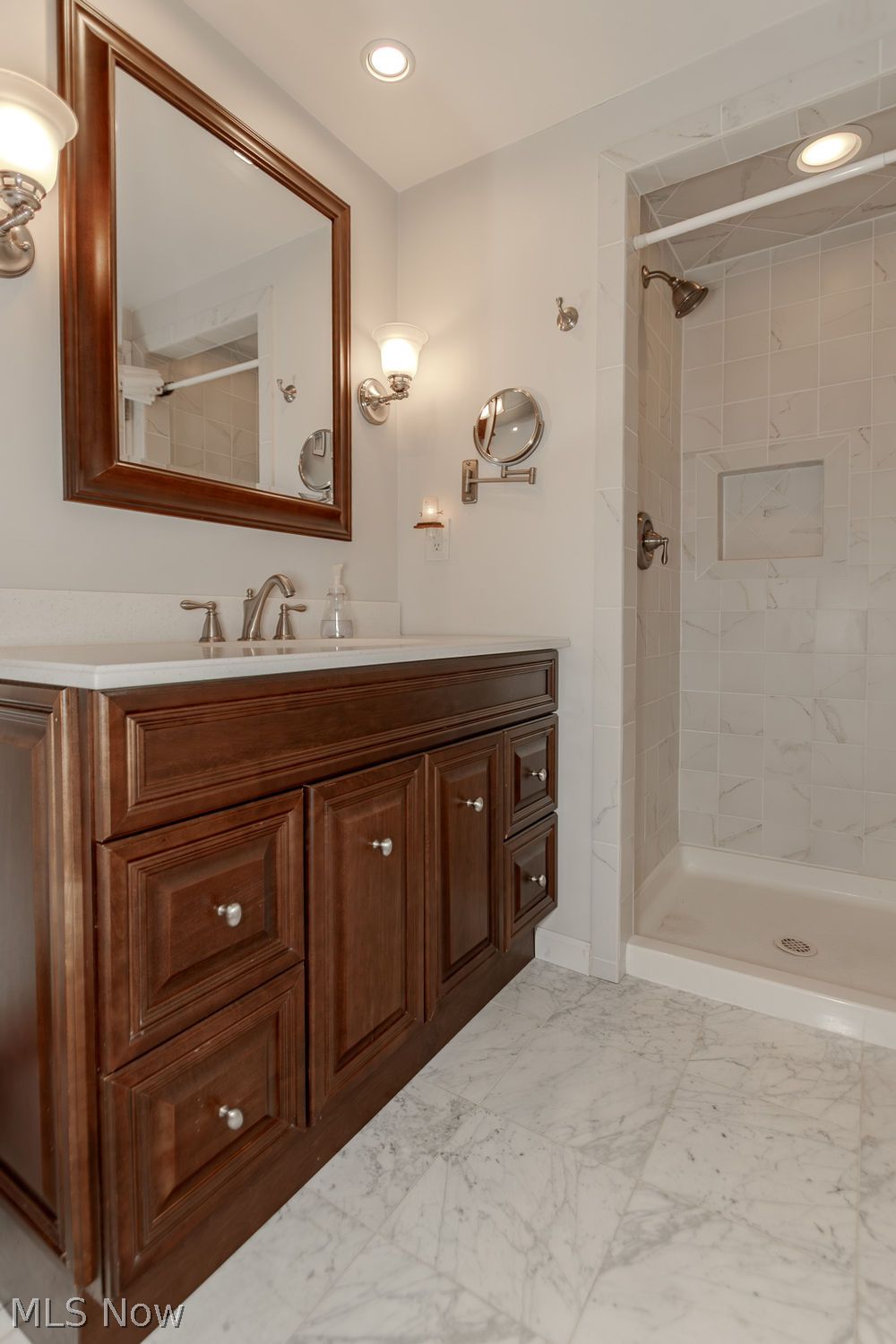 2306 River Road Willoughby Hills OH 44094