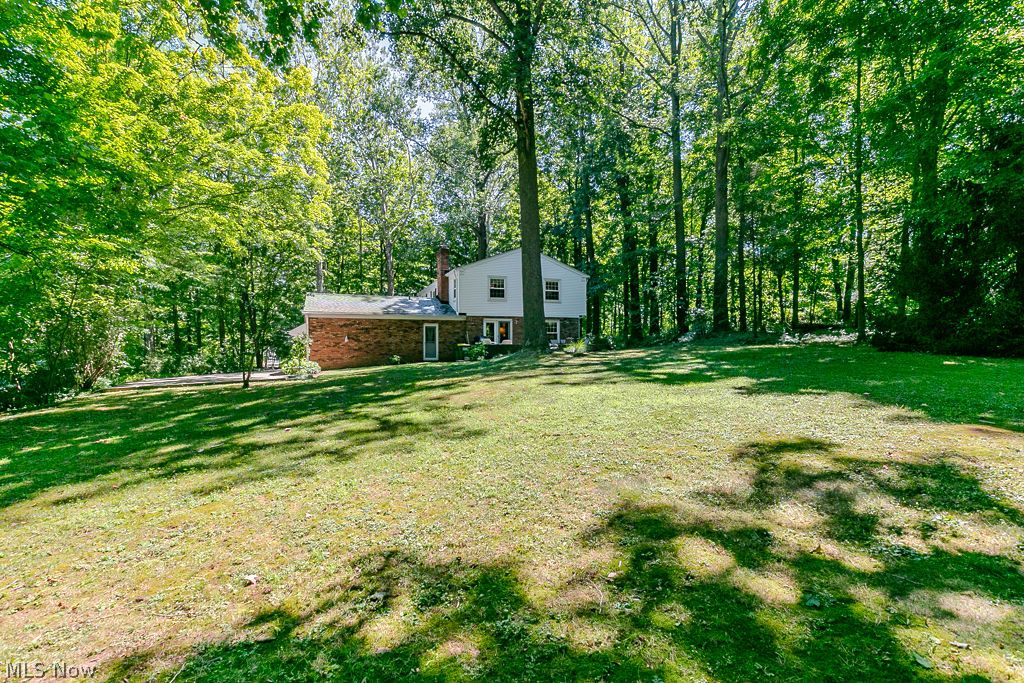 2306 River Road Willoughby Hills OH 44094