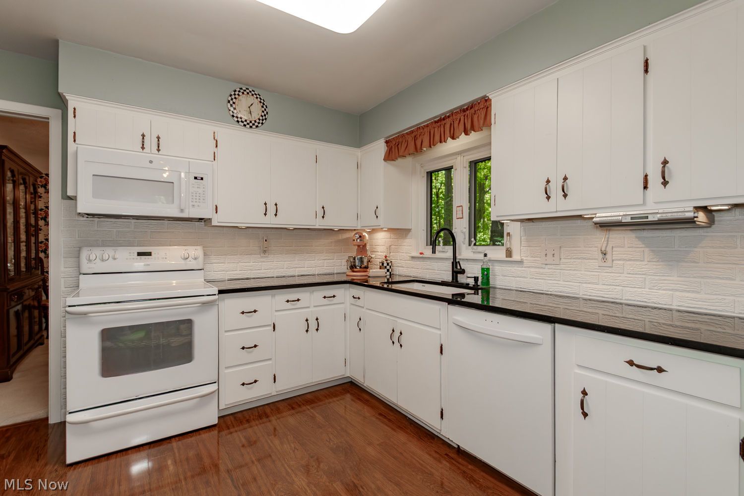 2306 River Road Willoughby Hills OH 44094