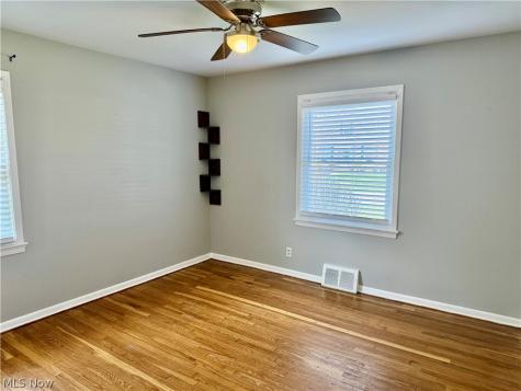 30008 Mildred Street Willowick OH 44095