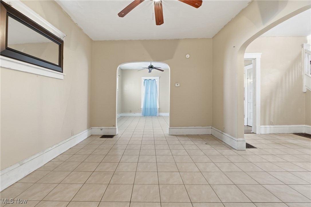 127 Charles Court Elyria OH 44035