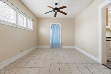 127 Charles Court Elyria OH 44035