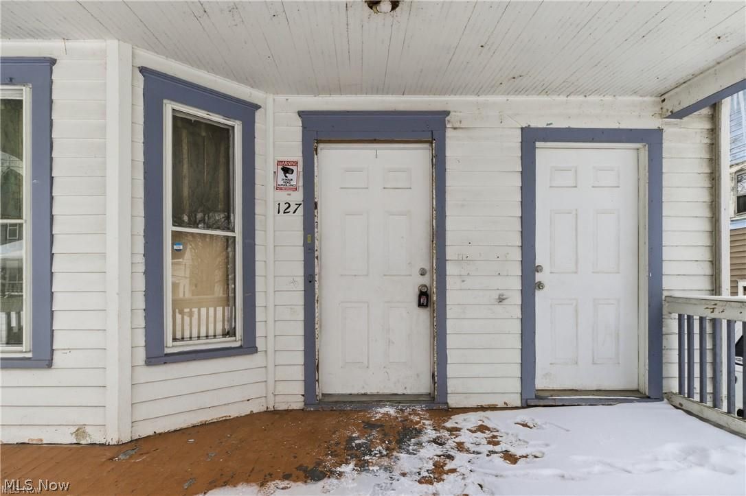 127 Charles Court Elyria OH 44035
