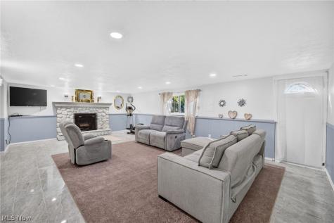 26673 Sudbury Drive North Olmsted OH 44070