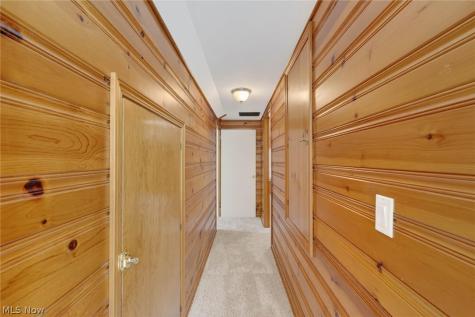 8020 Whitehaven Drive Parma OH 44129