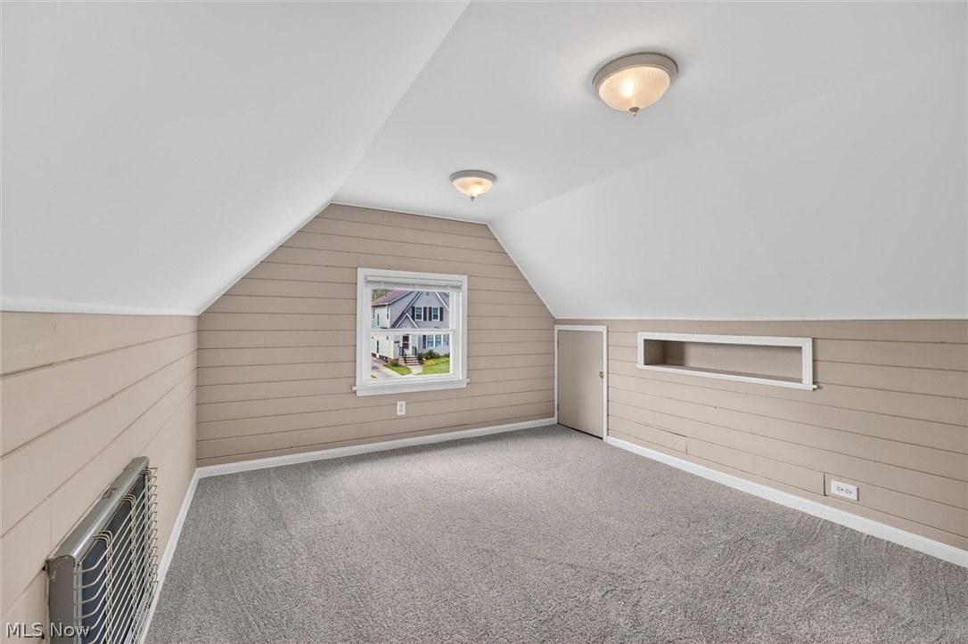 8020 Whitehaven Drive Parma OH 44129