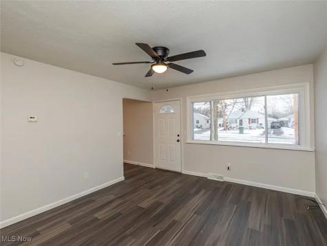 828 S Logan Street Elyria OH 44035
