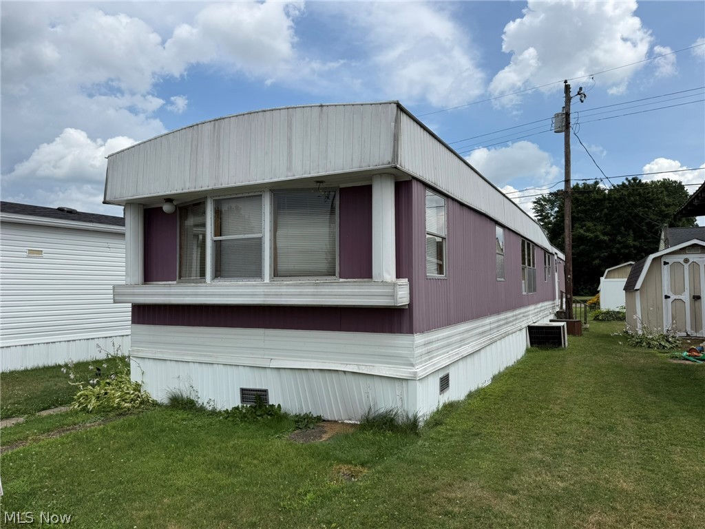 610 Patricia Avenue NW New Philadelphia OH 44663