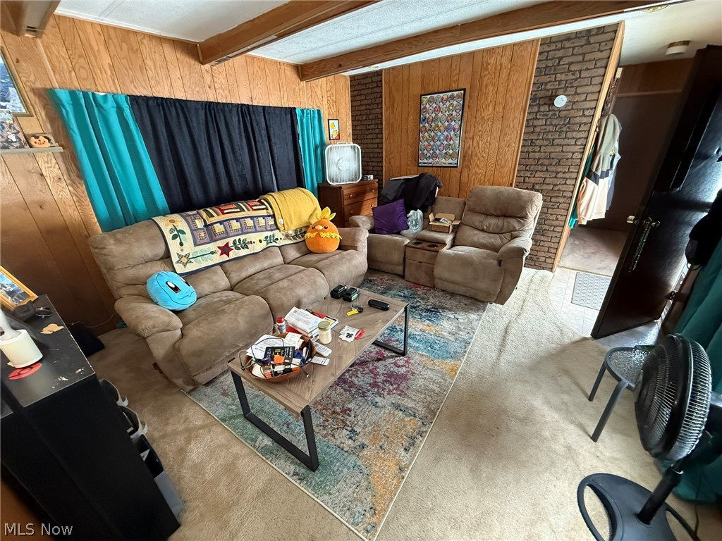 610 Patricia Avenue NW New Philadelphia OH 44663