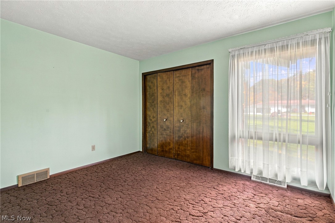 27825 Annetta Drive Glenwillow OH 44139