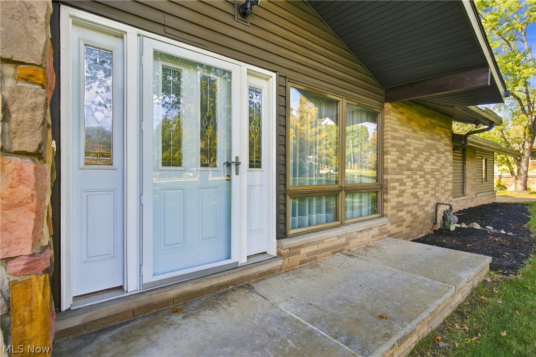 27825 Annetta Drive Glenwillow OH 44139