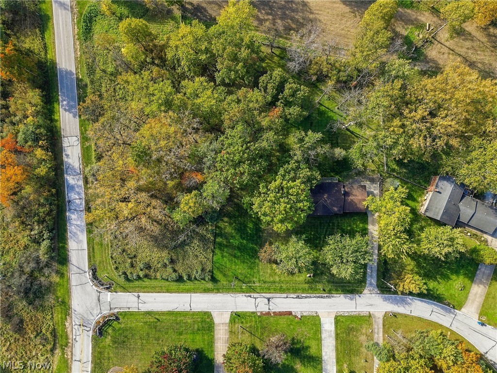 27825 Annetta Drive Glenwillow OH 44139