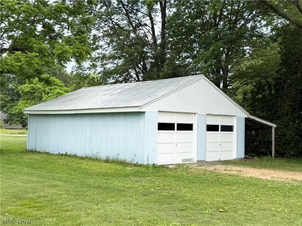 612 Briggs Leavittsburg OH 44430