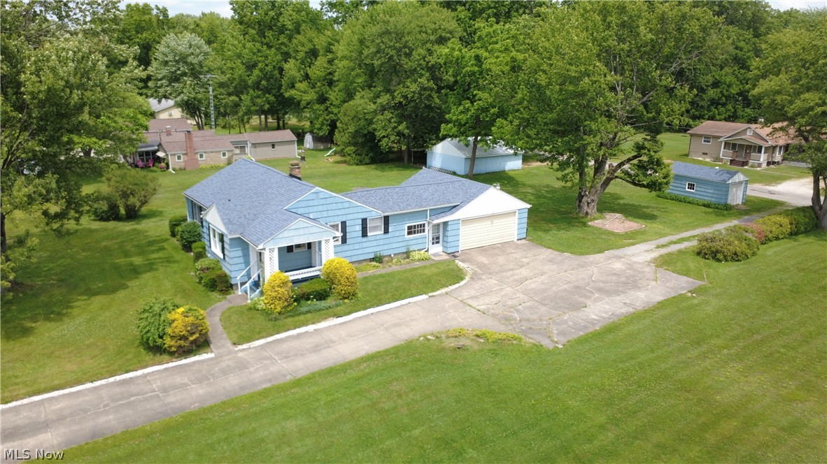 612 Briggs Leavittsburg OH 44430