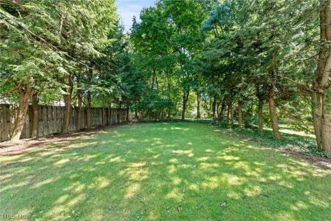 2127 Lyndway Road Beachwood OH 44122