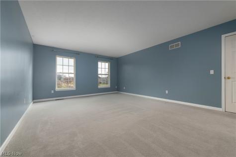 4512 Belmont Drive Avon OH 44011