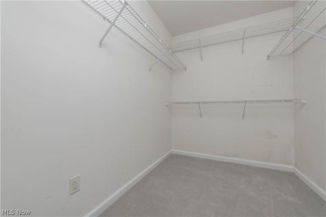 4512 Belmont Drive Avon OH 44011