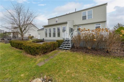 4512 Belmont Drive Avon OH 44011