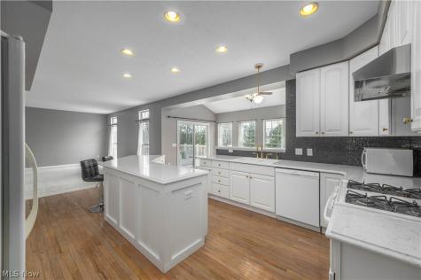 4512 Belmont Drive Avon OH 44011