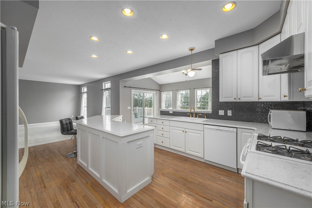 4512 Belmont Drive Avon OH 44011